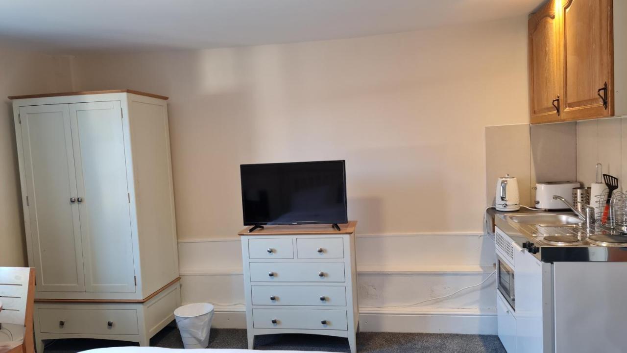 Grace Apartments - Living Rock Ashford  Extérieur photo