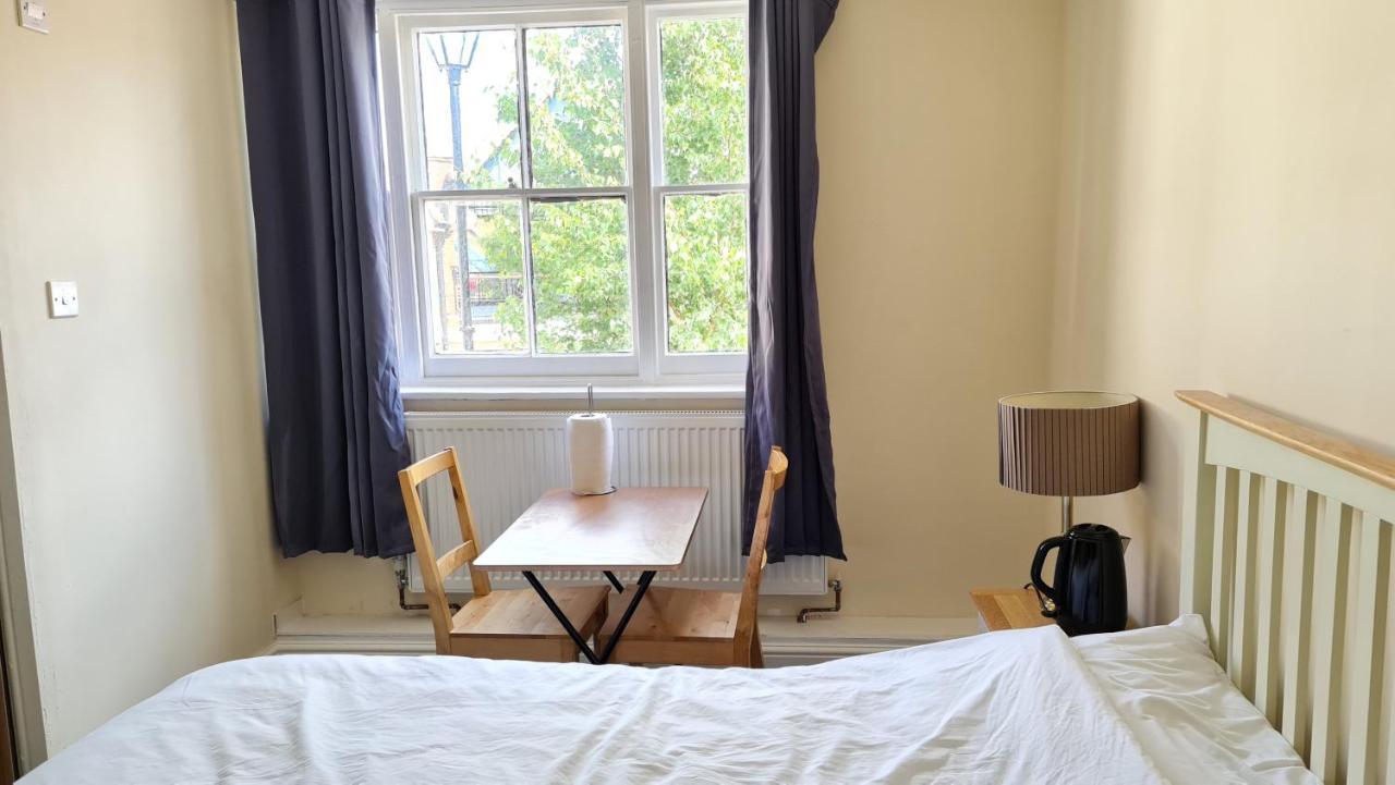 Grace Apartments - Living Rock Ashford  Extérieur photo